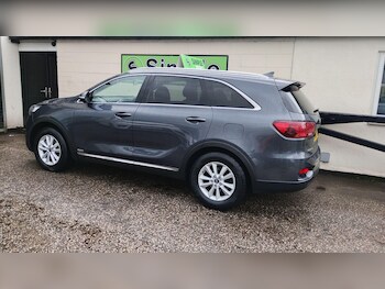 Used Kia Sorento 2018 for sale - 78136040: Photo