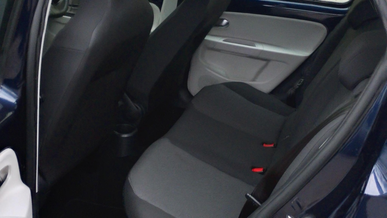 Used Volkswagen up! 2015 for sale - 76612841: Photo 11