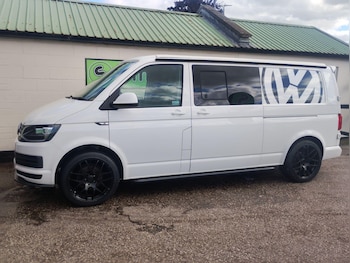 Used Volkswagen Transporter 2016 for sale - 76072815: Photo