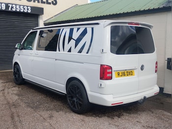 Used Volkswagen Transporter 2016 for sale - 76072815: Photo