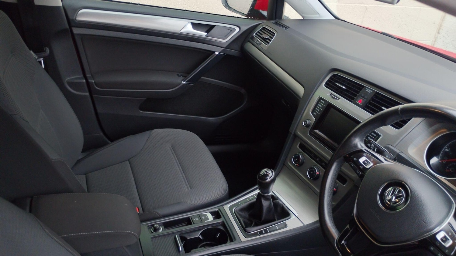 Used Volkswagen Golf 2013 for sale - 76886880: Photo 9