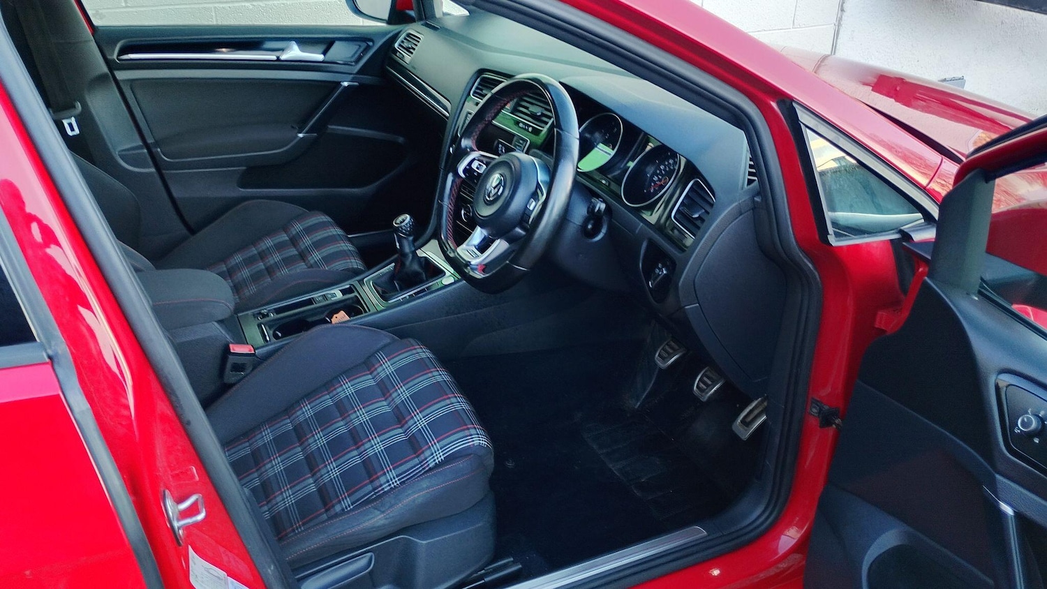 Used Volkswagen Golf 2016 for sale - 77314583: Photo 10