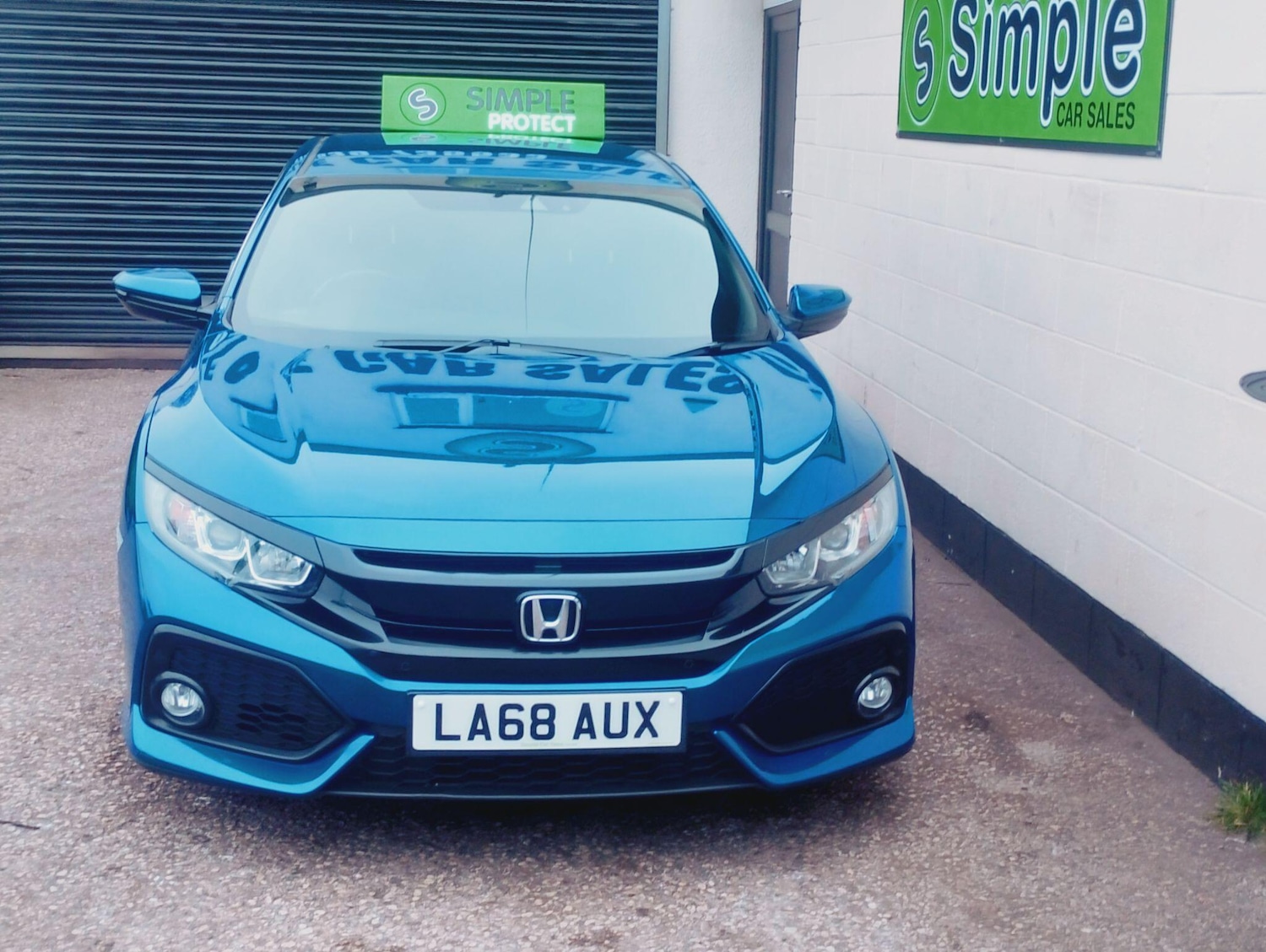 Used Honda Civic 2018 for sale - 76269883: Photo 2