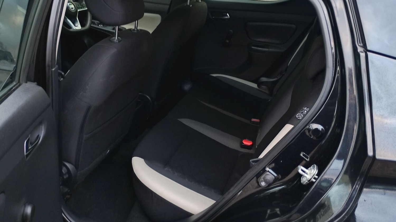 Used Nissan Micra 2019 for sale - 76912790: Photo 8