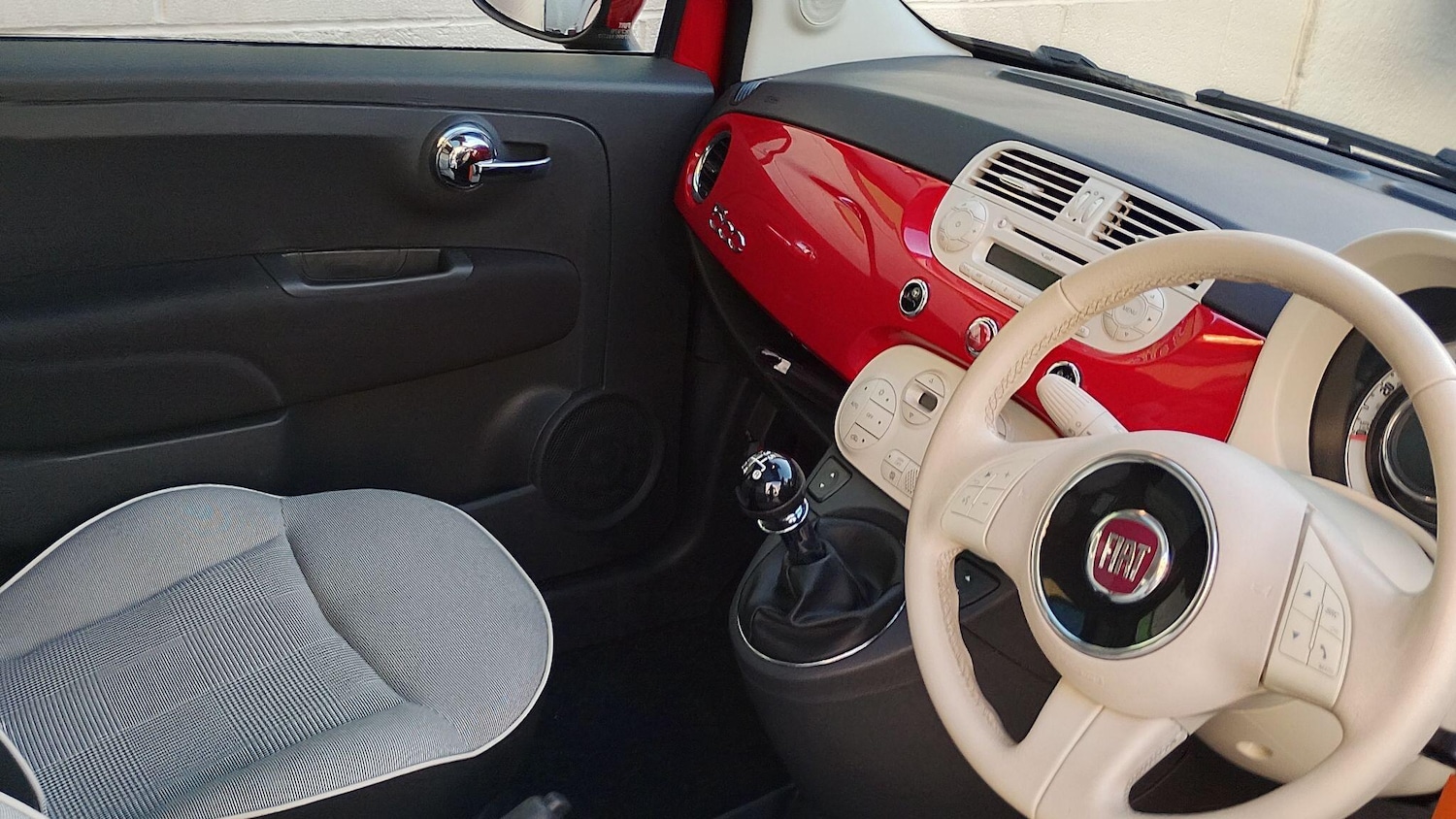 Used Fiat 500 2015 for sale - 76781374: Photo 8