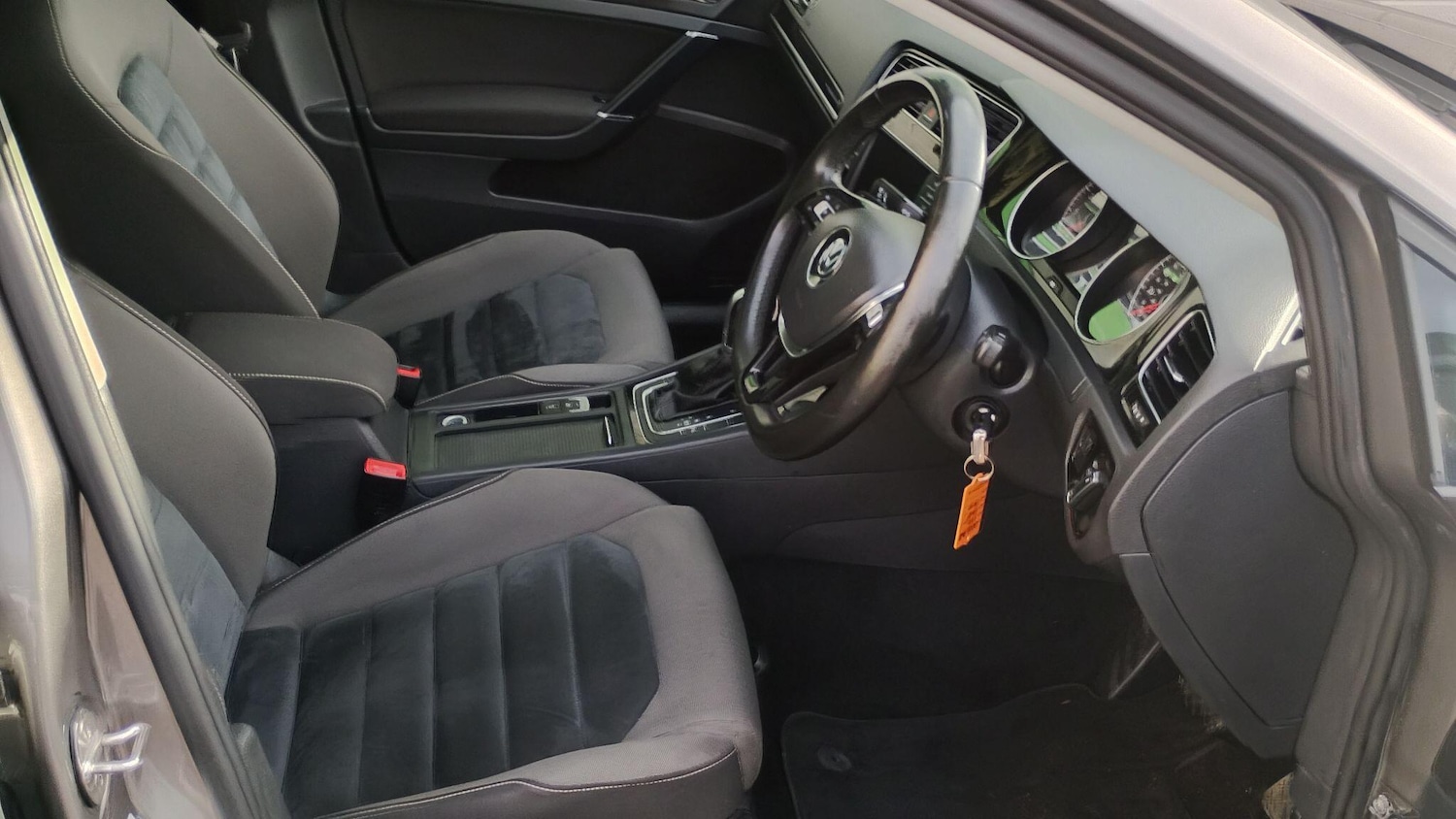 Used Volkswagen Golf 2016 for sale - 77396084: Photo 8