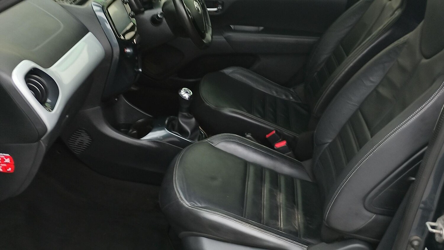 Used Toyota AYGO 2017 for sale - 77573897: Photo 9