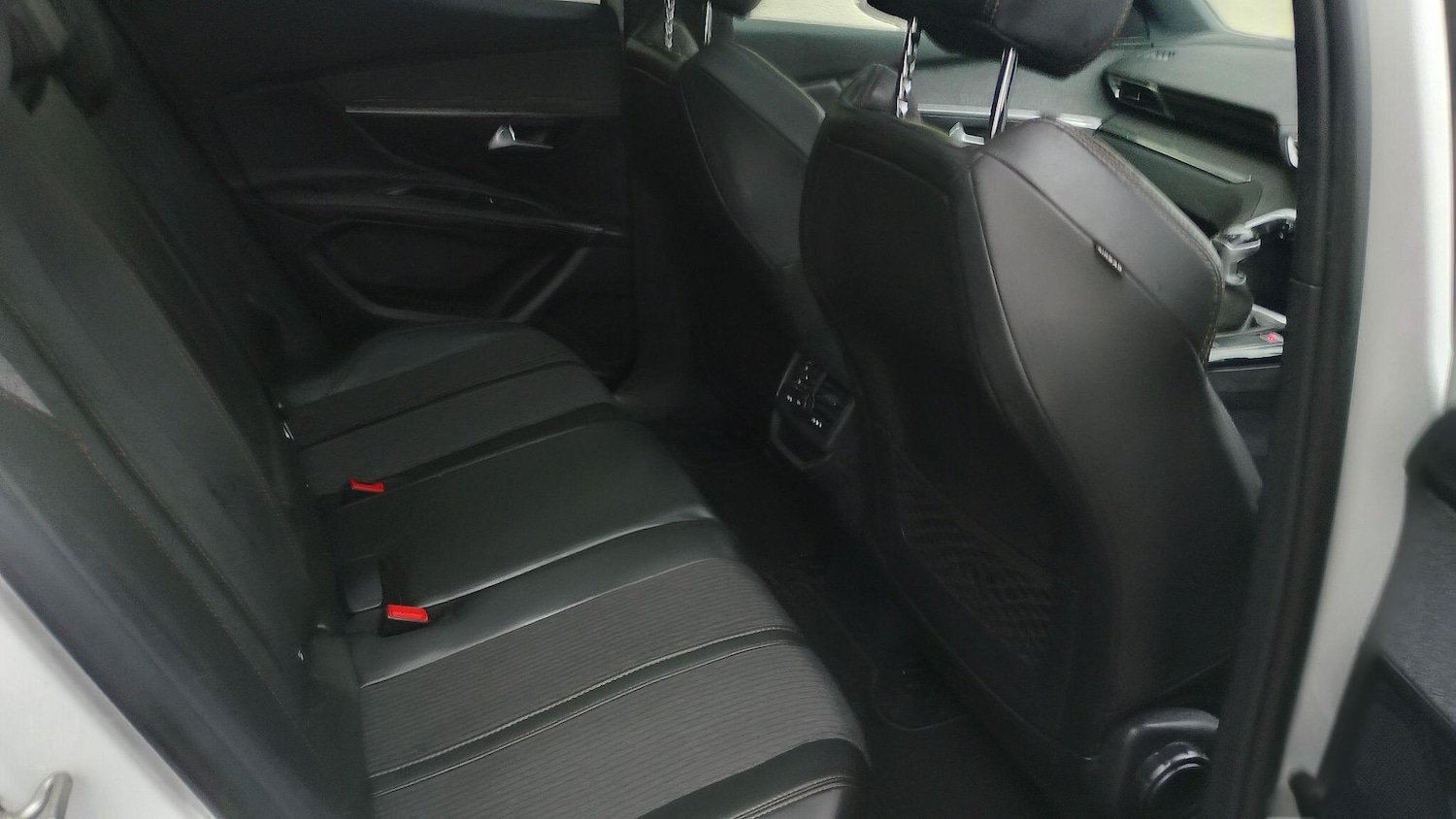 Used Peugeot 3008 2017 for sale - 77455255: Photo 14