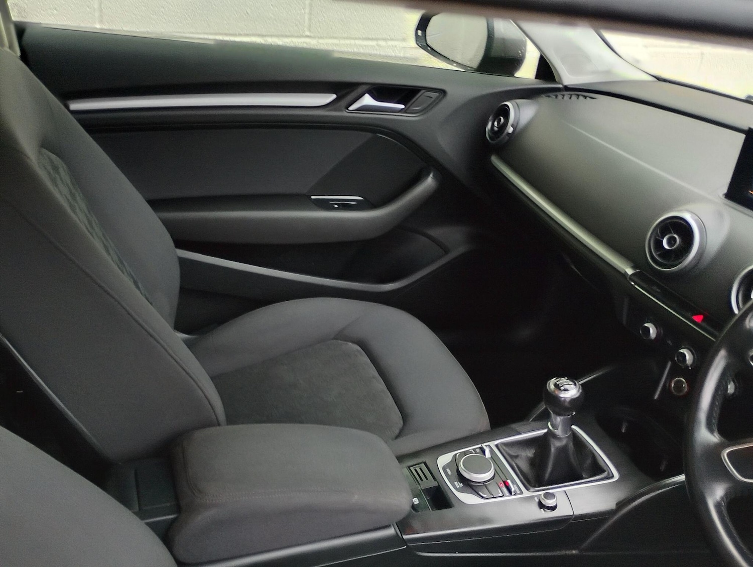 Used Audi A3 2015 for sale - 76122557: Photo 10