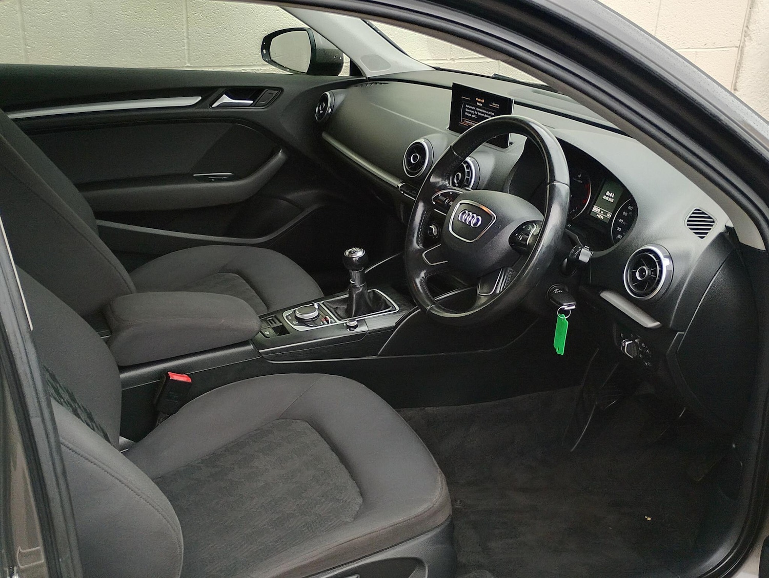 Used Audi A3 2015 for sale - 76122557: Photo 8