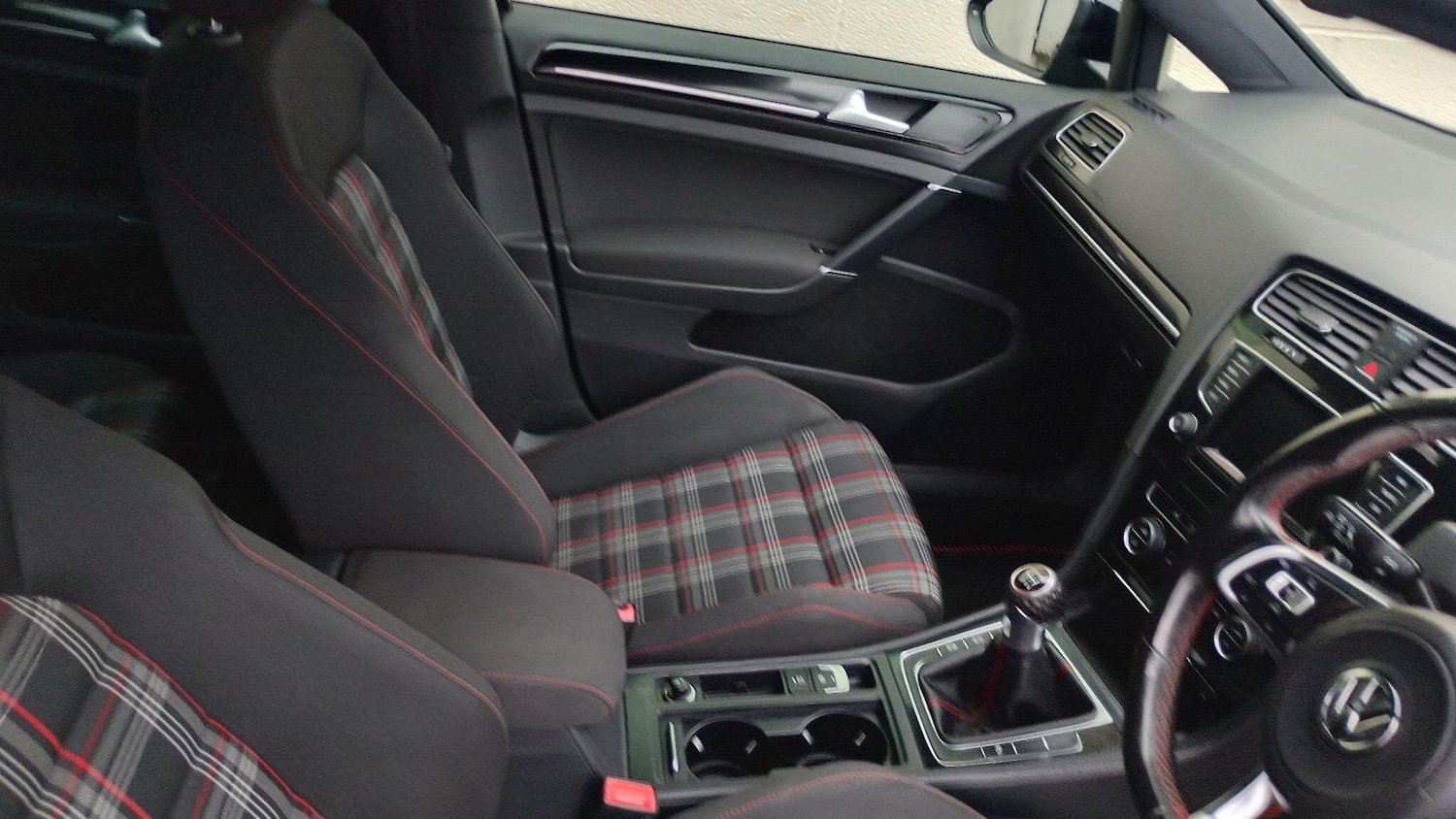 Used Volkswagen Golf 2014 for sale - 78203743: Photo 10