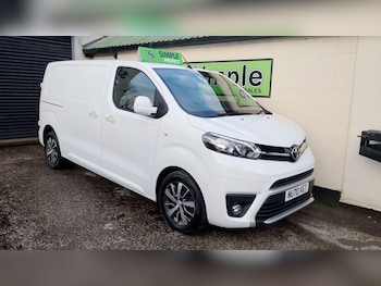 Toyota ProAce feature image