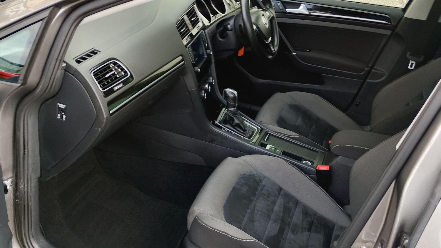 Used Volkswagen Golf 2016 for sale - 77993502: Photo 14