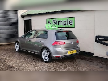 Used Volkswagen Golf 2016 for sale - 77993502: Photo