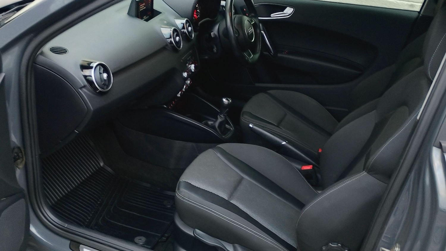 Used Audi A1 for sale - 76913336: Photo 10