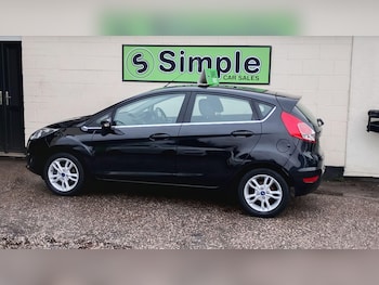 Used Ford Fiesta 2014 for sale - 77395975: Photo