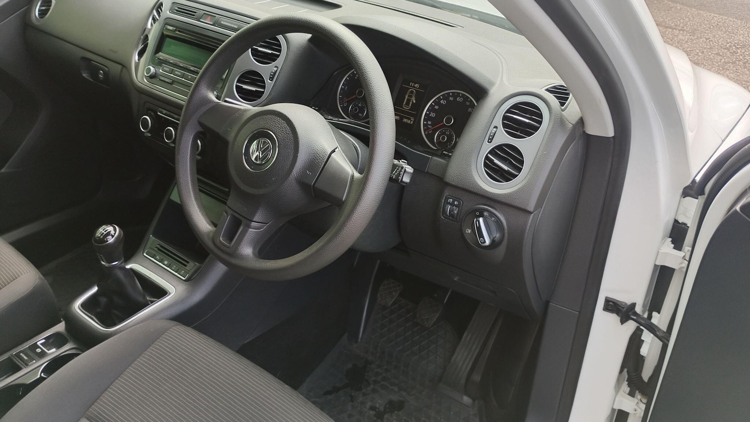 Used Volkswagen Tiguan 2014 for sale - 78171253: Photo 8