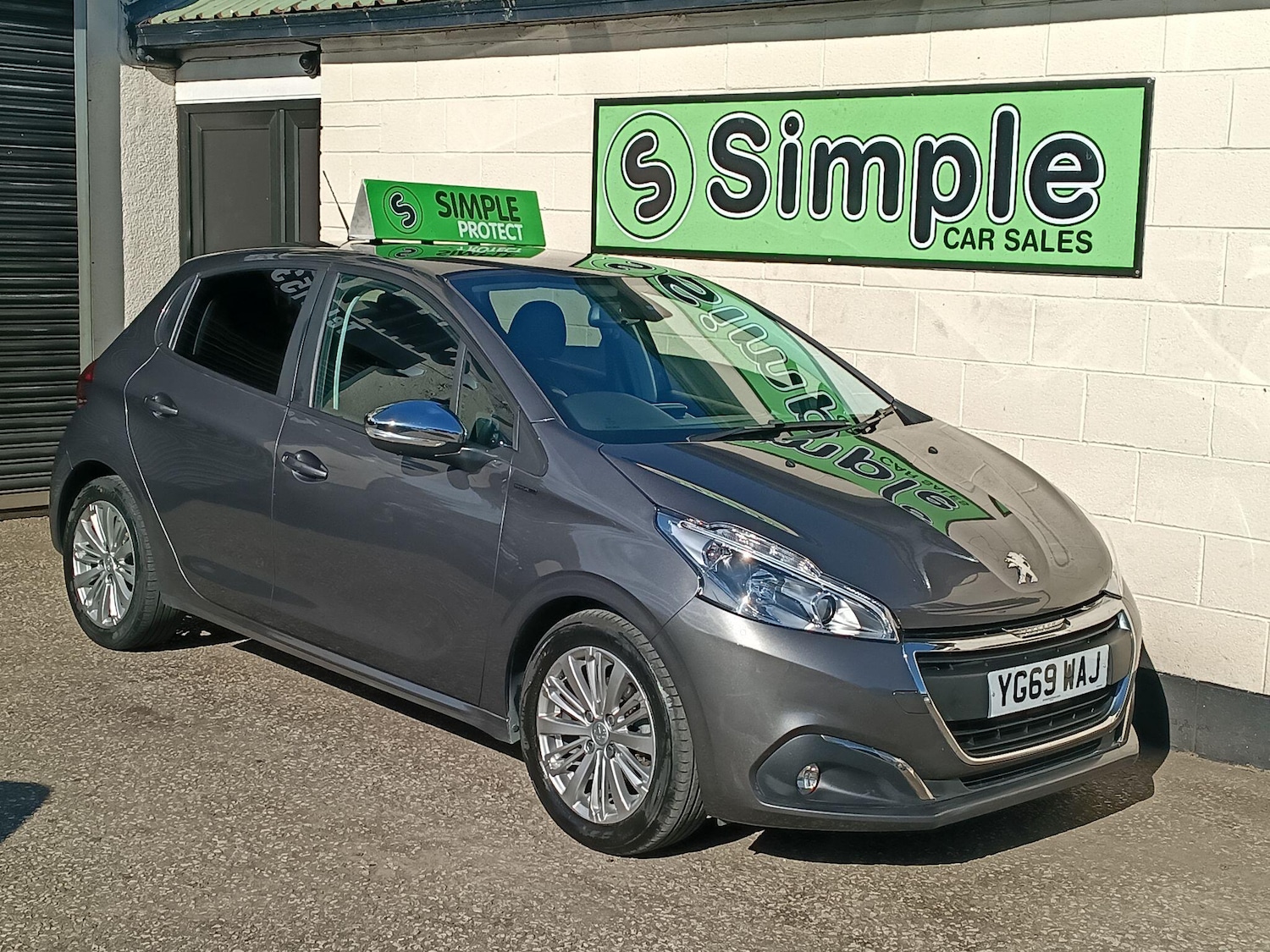 Peugeot 208