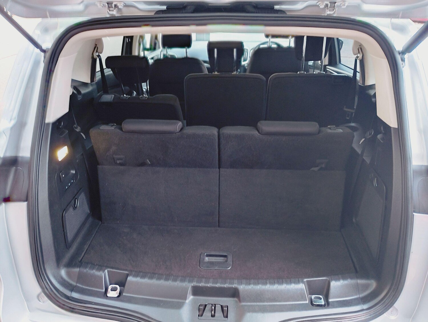 Used Ford S-Max 2016 for sale - 76314935: Photo 14