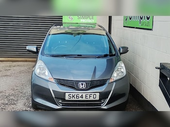 Used Honda Jazz 2014 for sale - 77242544: Photo