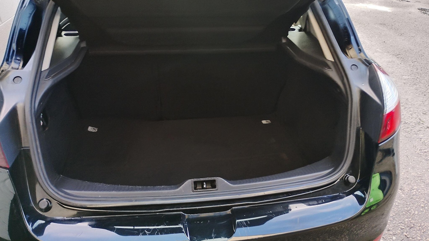 Used Renault Megane 2016 for sale - 76780685: Photo 10