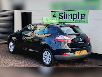 Used Renault Megane 2016 for sale - 76780685: Photo