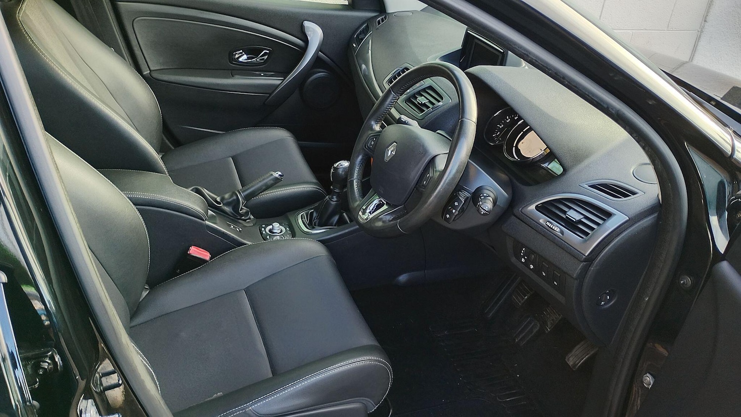 Used Renault Megane 2016 for sale - 76780685: Photo 7