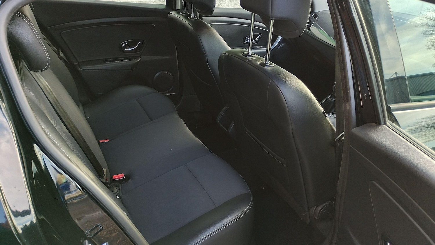 Used Renault Megane 2016 for sale - 76780685: Photo 8