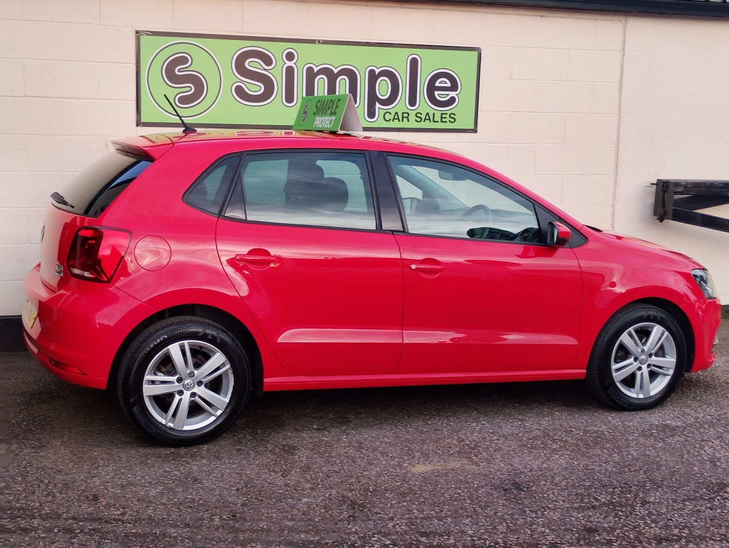 Used Volkswagen Polo 2017 for sale - 76122885: Photo 6