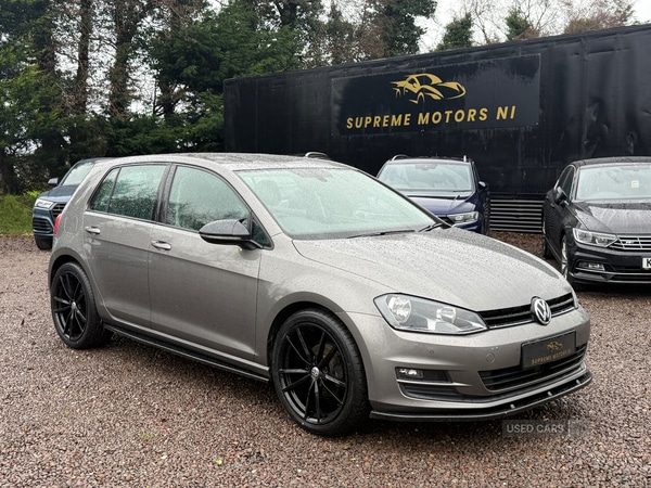 Used Volkswagen Golf 2015 for sale - 76942755: Photo 1