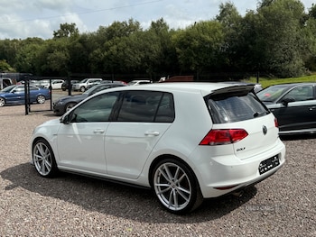 Used Volkswagen Golf 2014 for sale - 75508963: Photo