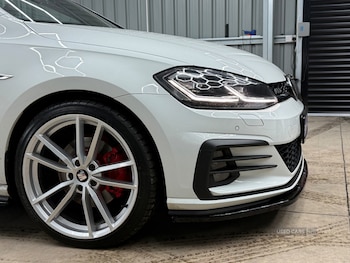 Used Volkswagen Golf 2017 for sale - 79442276: Photo