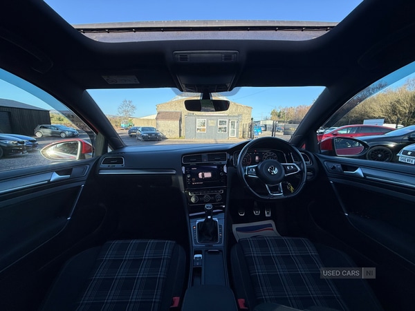 Used Volkswagen Golf 2017 for sale - 77739008: Photo 9