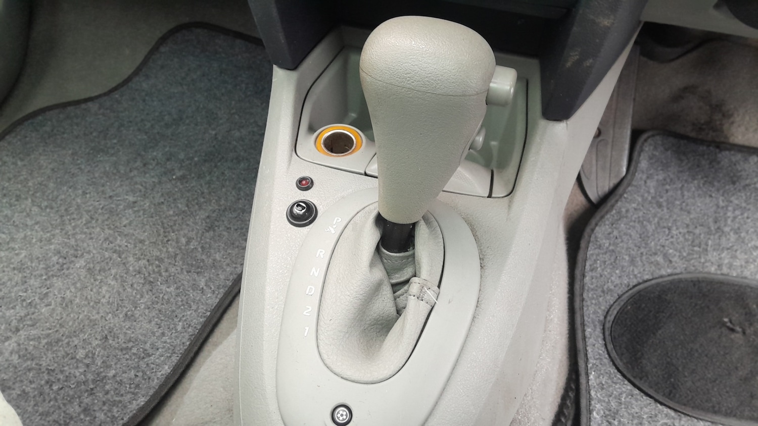 Used Renault Clio 2003 for sale - 76276044: Photo 5