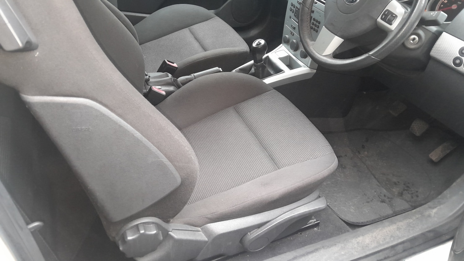 Used Vauxhall Astra 2010 for sale - 76831282: Photo 12