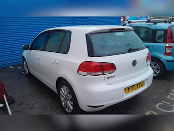 Used Volkswagen Golf 2011 for sale - 77450152: Photo