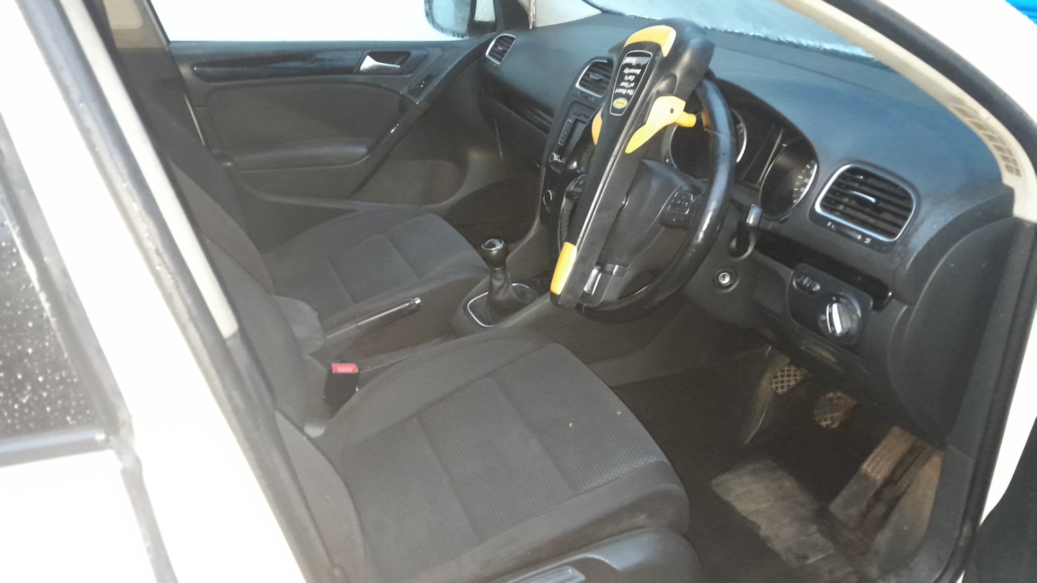 Used Volkswagen Golf 2011 for sale - 77450152: Photo 8