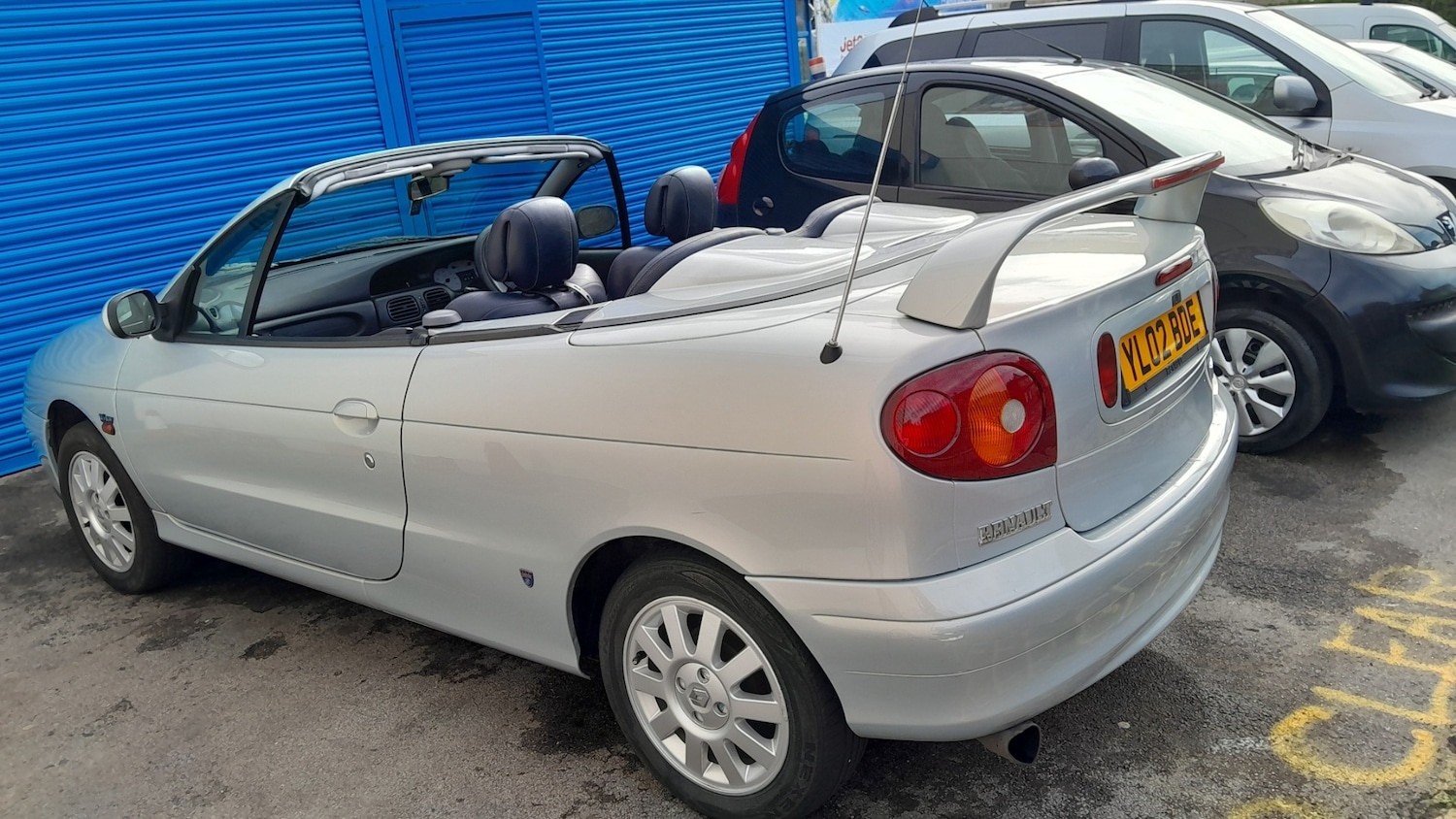 Vehicle 28