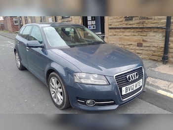 2012 (12) - 1.6 TDI Sport 5dr S Tronic