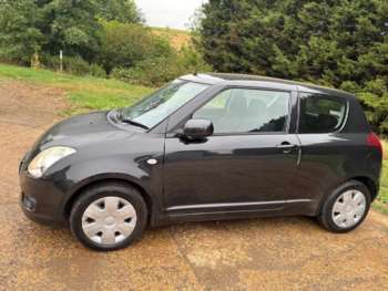Used Suzuki Swift 2010 for sale - 75282856: Photo