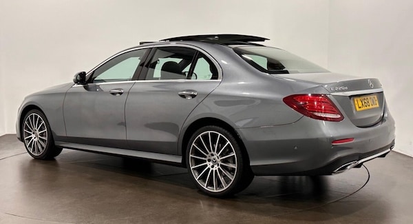 Used Mercedes-Benz E Class 2018 for sale - 74494527: Photo 3