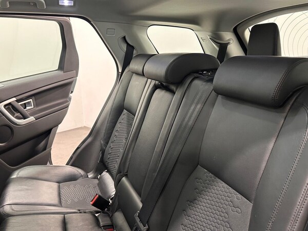 Used Land Rover Discovery Sport 2015 for sale - 76029413: Photo 15