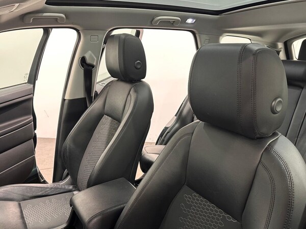 Used Land Rover Discovery Sport 2015 for sale - 76029413: Photo 19