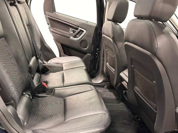 Used Land Rover Discovery Sport 2015 for sale - 76029413: Photo 21