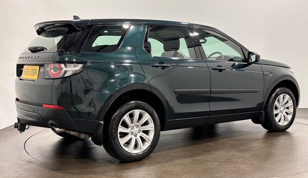 Used Land Rover Discovery Sport 2015 for sale - 76029413: Photo 3