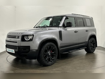 Used Land Rover Defender 2021 for sale - 77880017: Photo