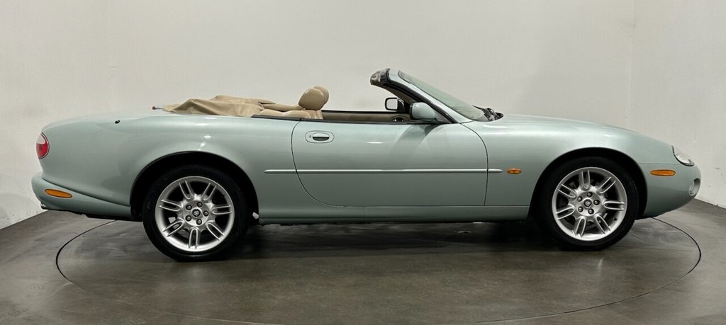 Used Jaguar XK8 2001 for sale - 77953257: Photo 13