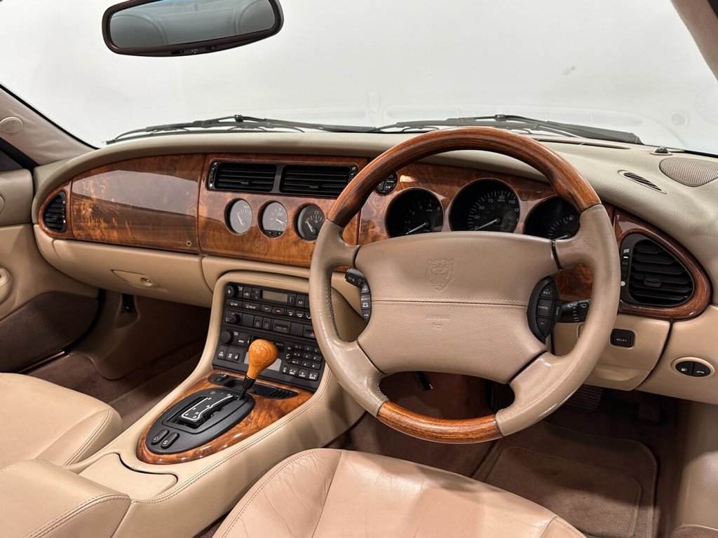 Used Jaguar XK8 2001 for sale - 77953257: Photo 20