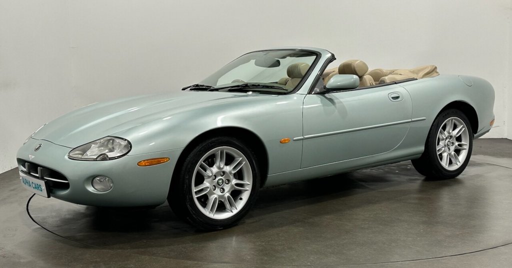 Used Jaguar XK8 2001 for sale - 77953257: Photo 3