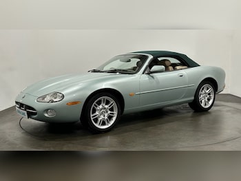 Used Jaguar XK8 2001 for sale - 77953257: Photo